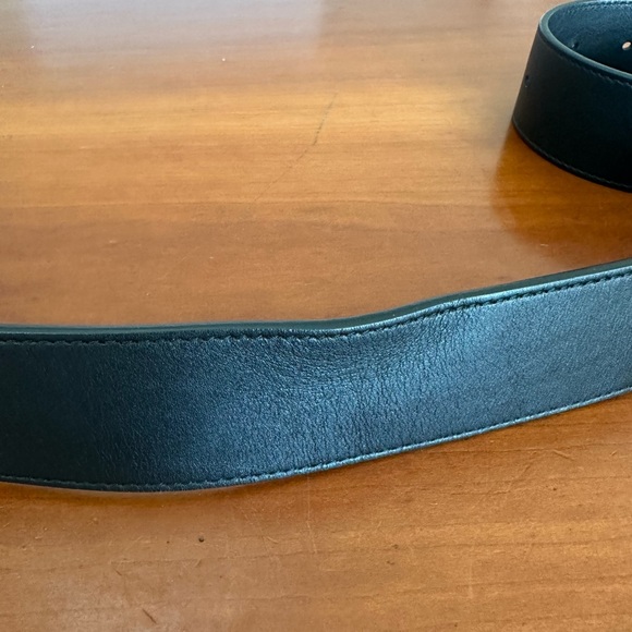 Gucci - Picture 4 of 5